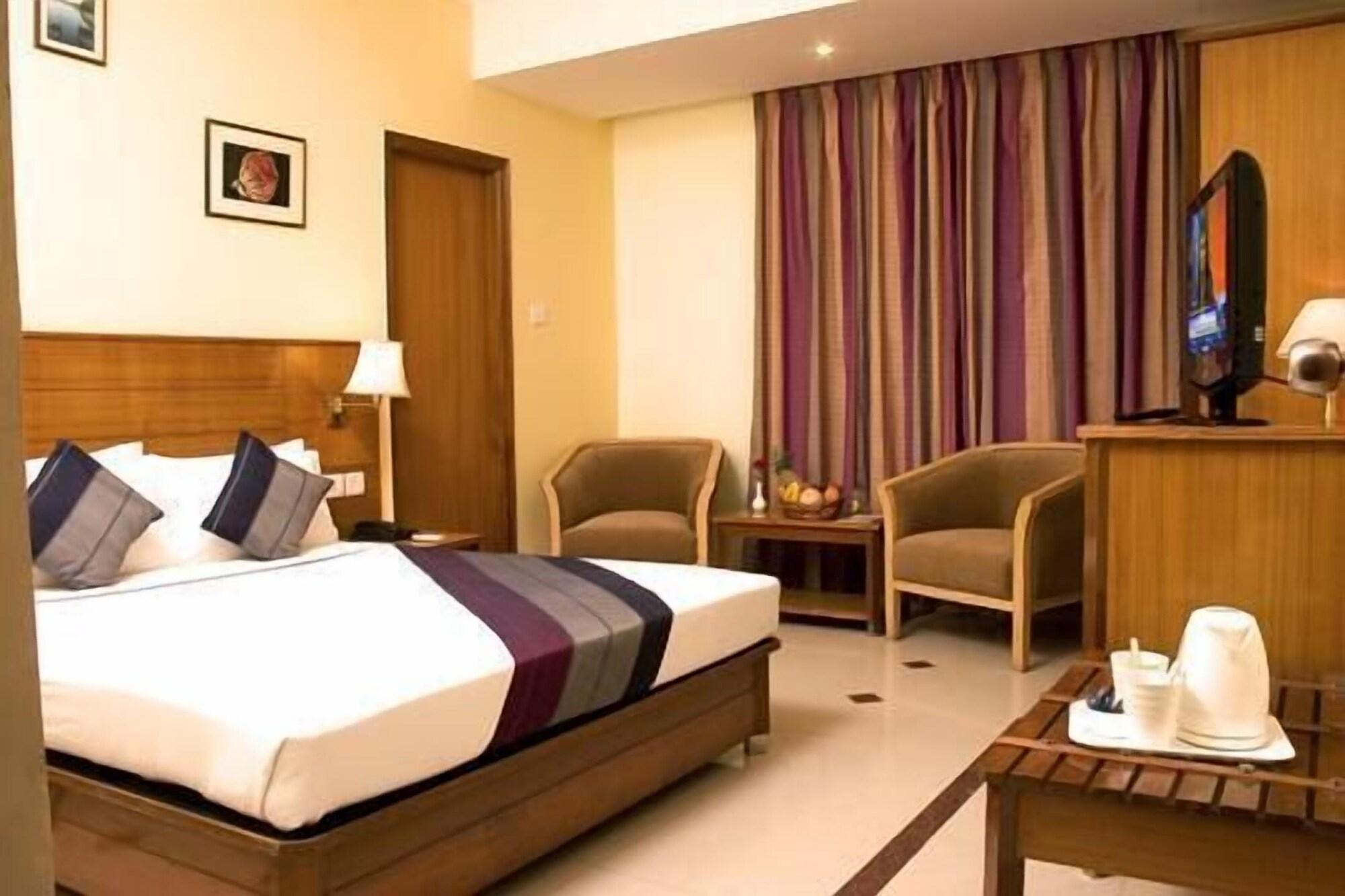 Ramanashree Brunton Hotel บังกาลอร์ ภายนอก รูปภาพ