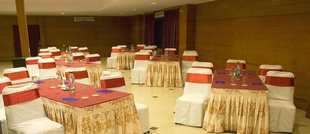 Ramanashree Brunton Hotel บังกาลอร์ ภายนอก รูปภาพ