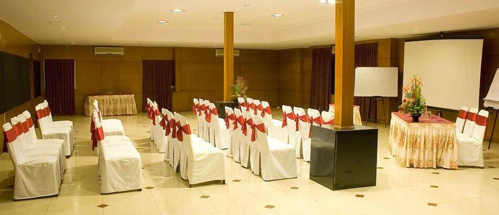 Ramanashree Brunton Hotel บังกาลอร์ ภายนอก รูปภาพ