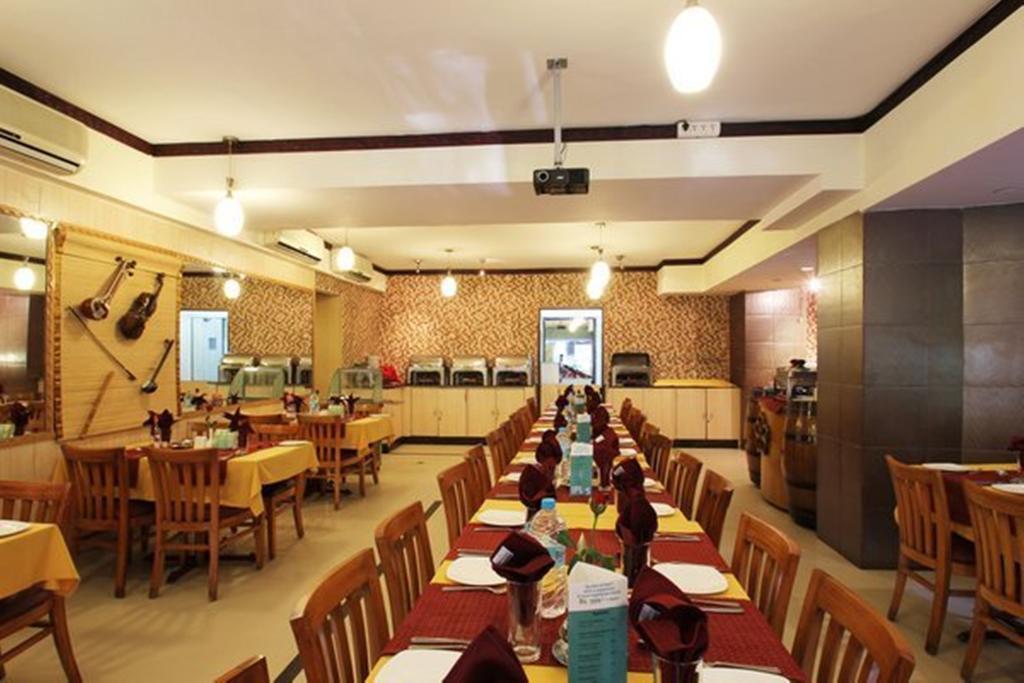 Ramanashree Brunton Hotel บังกาลอร์ ภายนอก รูปภาพ