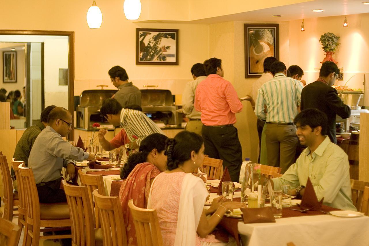 Ramanashree Brunton Hotel บังกาลอร์ ภายนอก รูปภาพ
